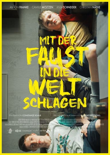 Mit der Faust in die Welt schlagen Poster
